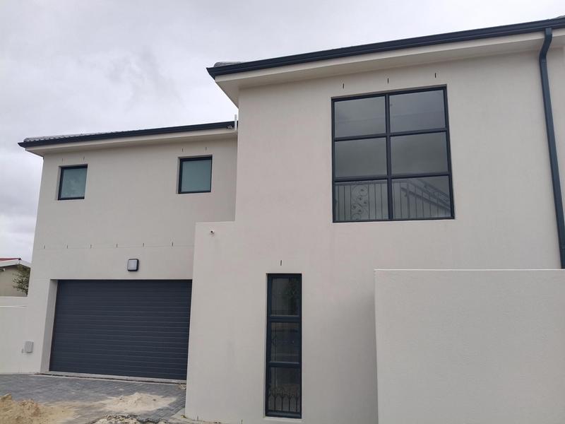 To Let 3 Bedroom Property for Rent in Eden Park Western Cape